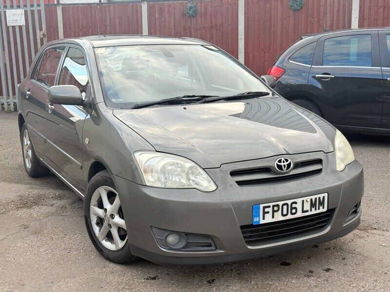 Grey Used 2006 Toyota Corolla Hatchback | £1,550 (Super price) - Image 1/4