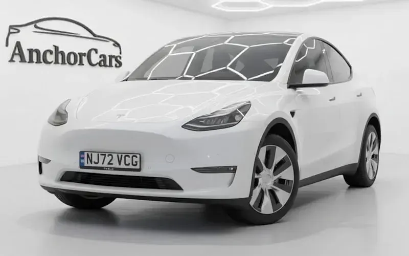 Used Tesla Model Y Long Range AWD 286 kW (389 HP) 2025 SUV