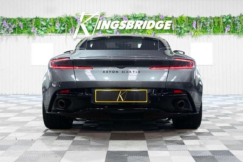 Used Aston Martin DB11 535 HP (393 kW) 2022 Grey Coupe