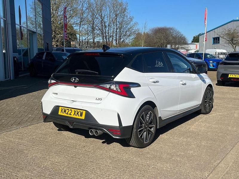 Used Hyundai i20 N Line 118 HP (86 kW) 2022 White Hatchback