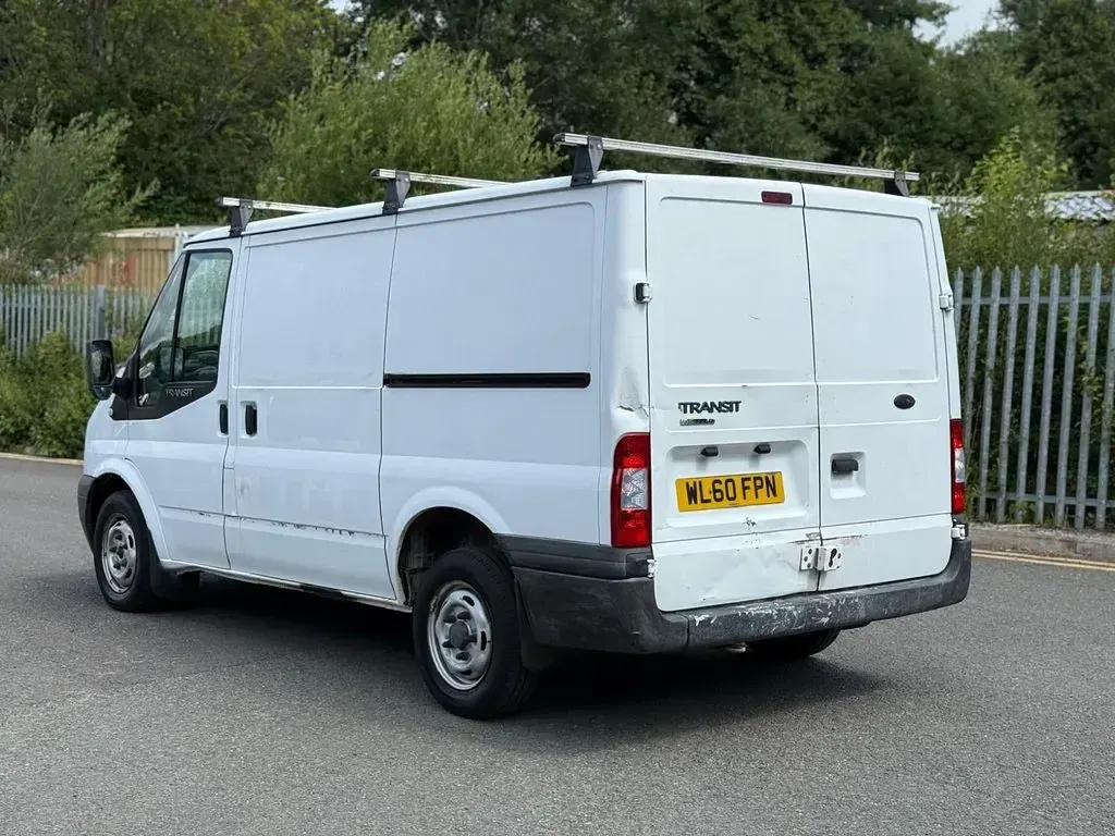 Used Ford Transit 85 HP (62 kW) 2010 White Van