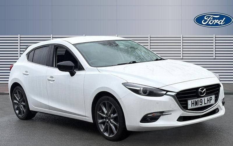 Begagnad Mazda 3 Inclusive 120 HK (88 kW) 2018 Vit Halvkombi