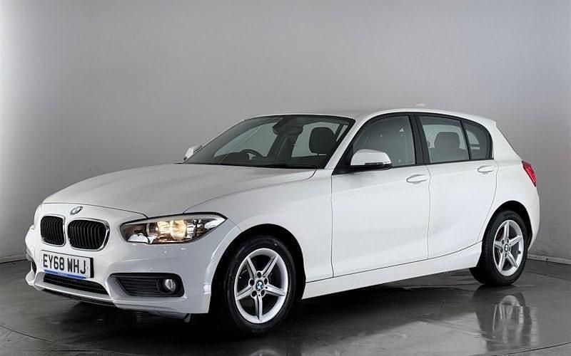 Used BMW 118 136 HP (100 kW) 2018 White Hatchback