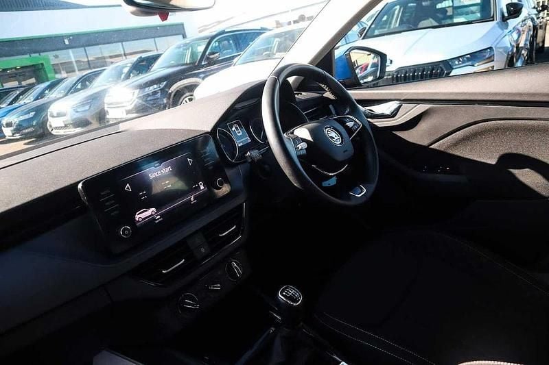 Used Skoda 110 R SE 81 HP (59 kW) 2022 Energy blue Estate