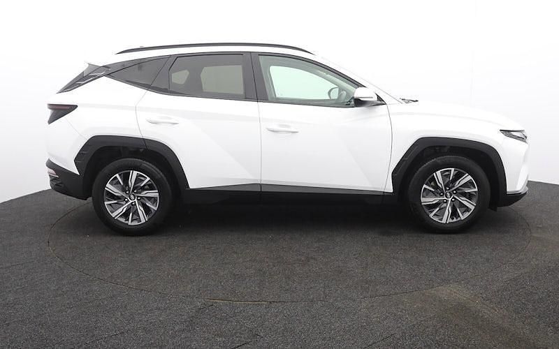 Used Hyundai Tucson SE 150 HP (110 kW) 2022 White SUV