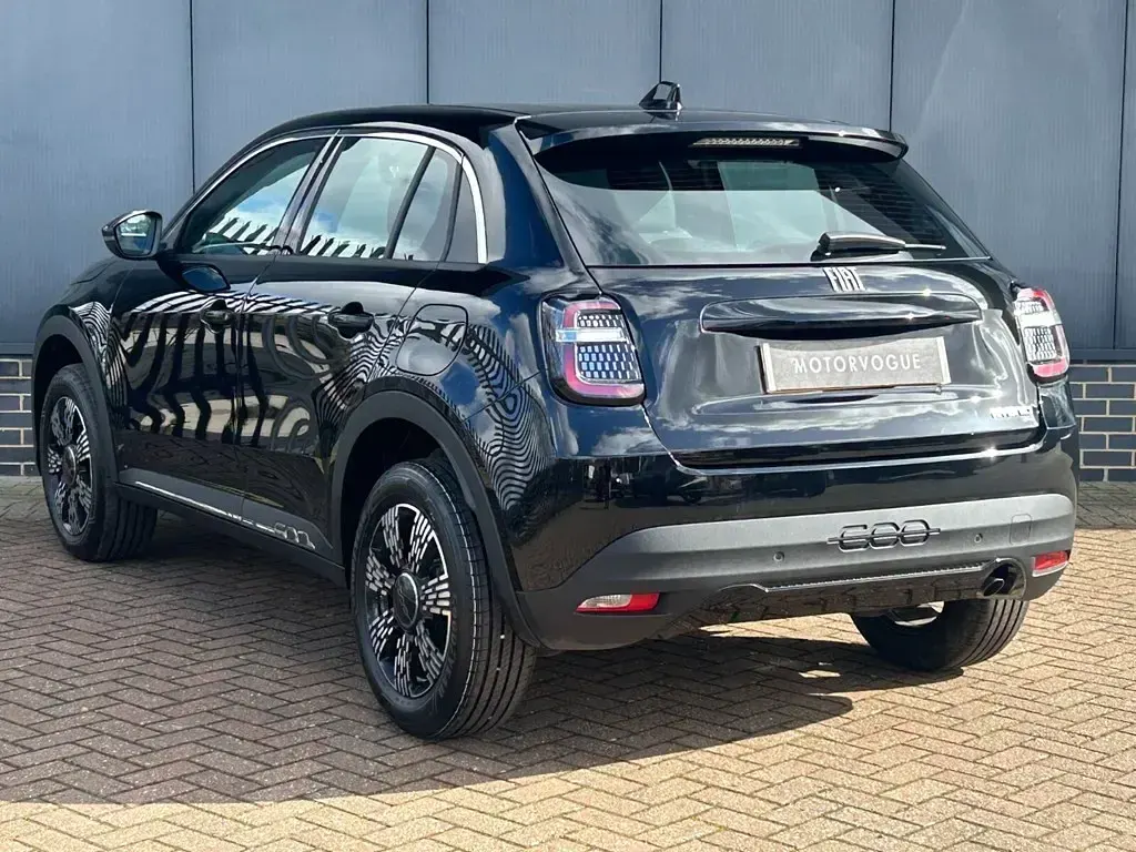 New Fiat 600 2025 White SUV