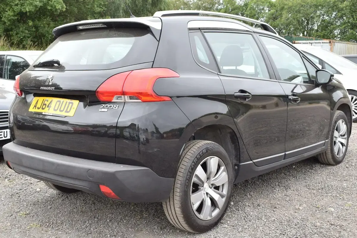 Used Peugeot 2008 Active 115 HP (84 kW) 2015 Black SUV