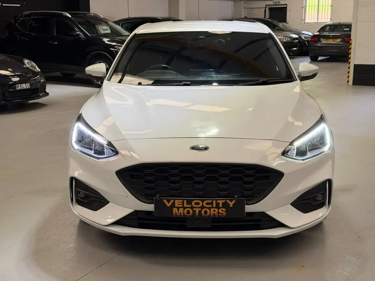 Used Ford Focus ST-Line X 2019 White Hatchback