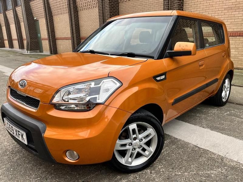 Used Kia Soul 124 HP (91 kW) 2009 Orange SUV