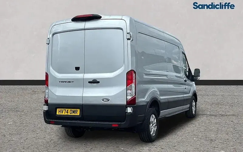 Begagnad Ford Transit Limited 165 HK (121 kW) 2026 Van