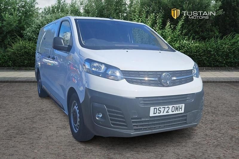 White Used 2022 Vauxhall Vivaro S Van | £14,699 (A bit pricey) - Image 1/4
