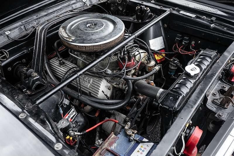 Used Ford Mustang 306 HP (225 kW) 1989 Raven black with bronze powder gold