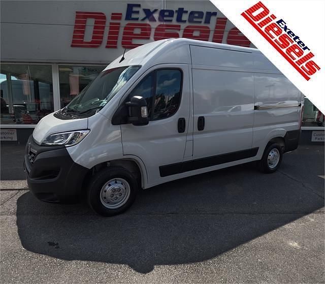 White Used 2022 Vauxhall Movano Van | £13,989 (Fair price) - Image 1/4