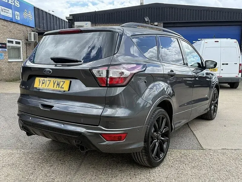 Used Ford Kuga ST-Line X 180 HP (132 kW) 2017 Grey SUV