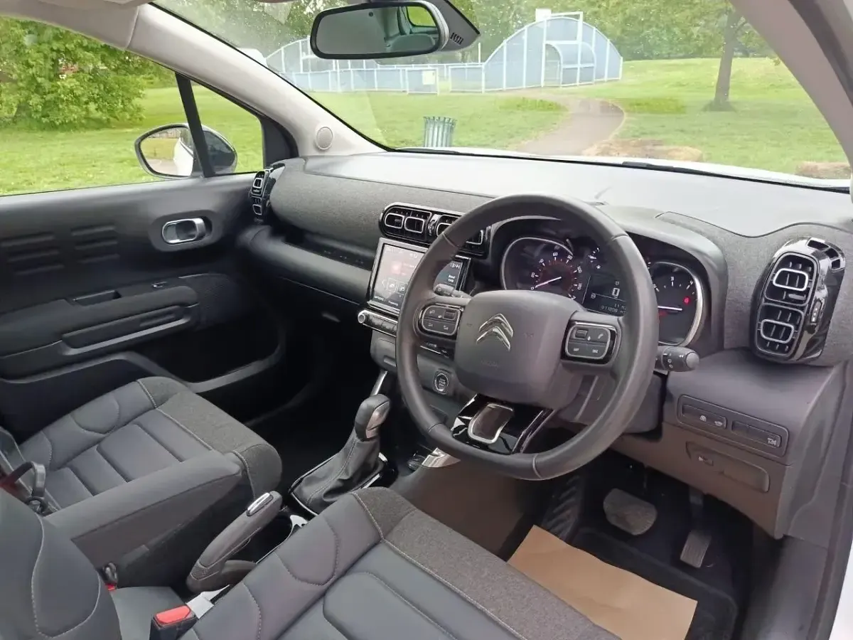 Used Citroën C3 Aircross PureTech 128 HP (94 kW) 2023 White SUV