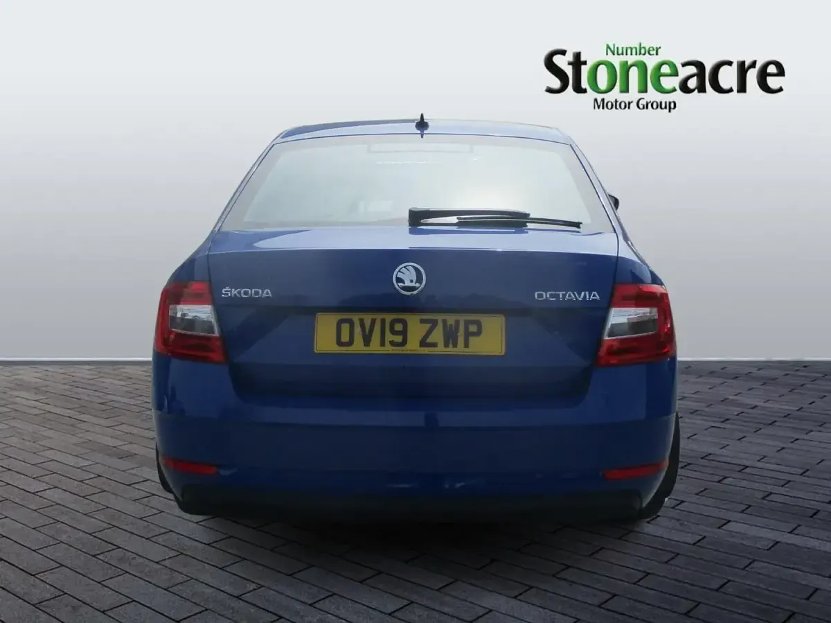 Used Skoda Octavia SE Technology 115 HP (84 kW) 2019 Blue Hatchback