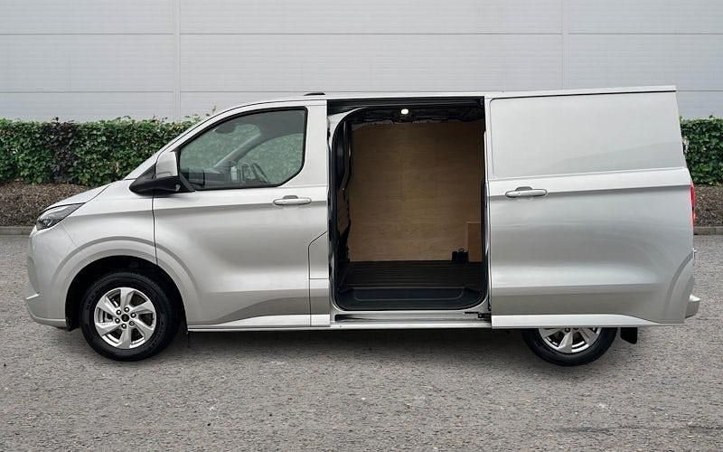 Used Ford Transit Limited 100 kW (136 HP) 2025 Van