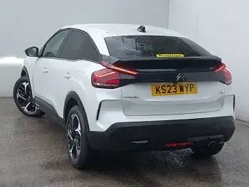 Used Citroën C4 Shine 131 HP (96 kW) 2023 White SUV