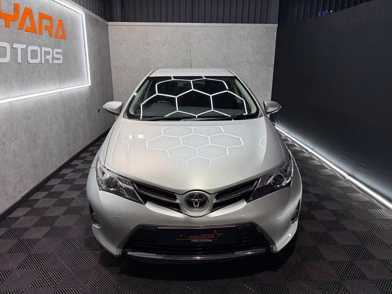 Used Toyota Auris Plus 2015 Silver Hatchback