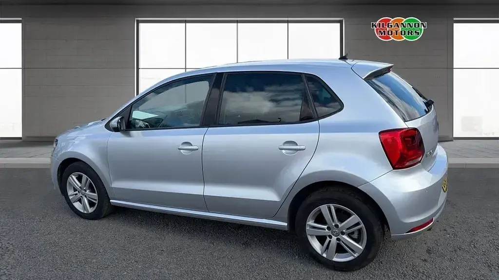 Used VW Polo Edition 90 HP (66 kW) 2017 Silver Hatchback