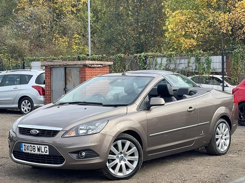 Bronze Used 2009 Ford Focus Cabriolet Cabriolet | £2,950 (Fair price) - Image 1/4