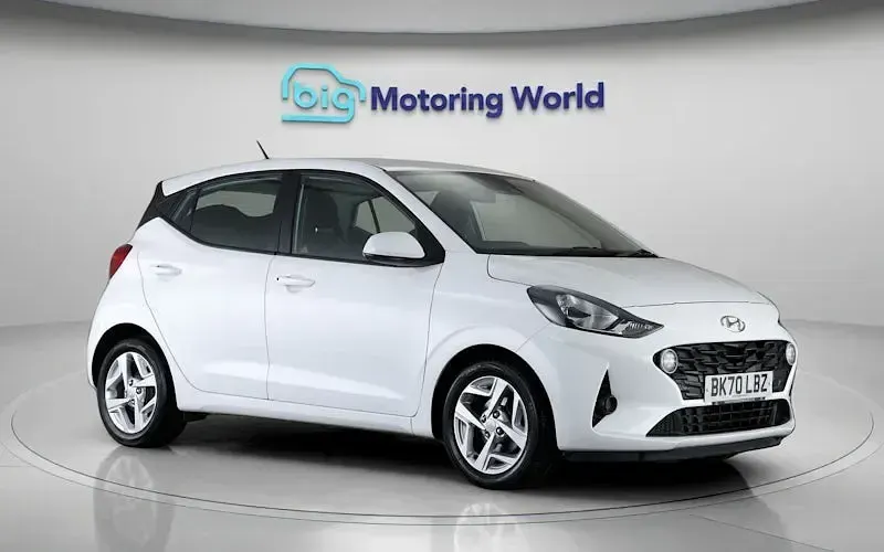 Used Hyundai i10 SE 67 HP (49 kW) 2023 Hatchback