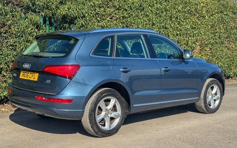 Used Audi Q5 Design 190 HP (139 kW) 2016 Blue SUV