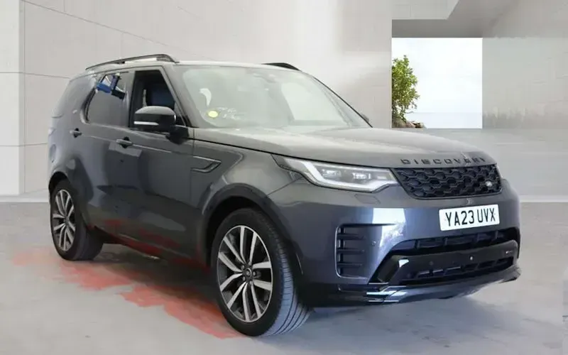 Used Land Rover Discovery SE Dynamic 300 HP (220 kW) 2023 SUV