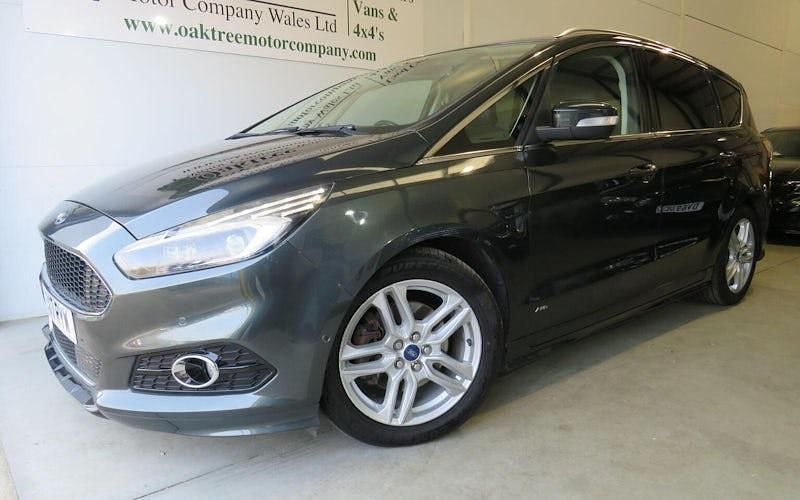 Used Ford S-MAX Sport 180 HP (132 kW) 2017 Green MPV