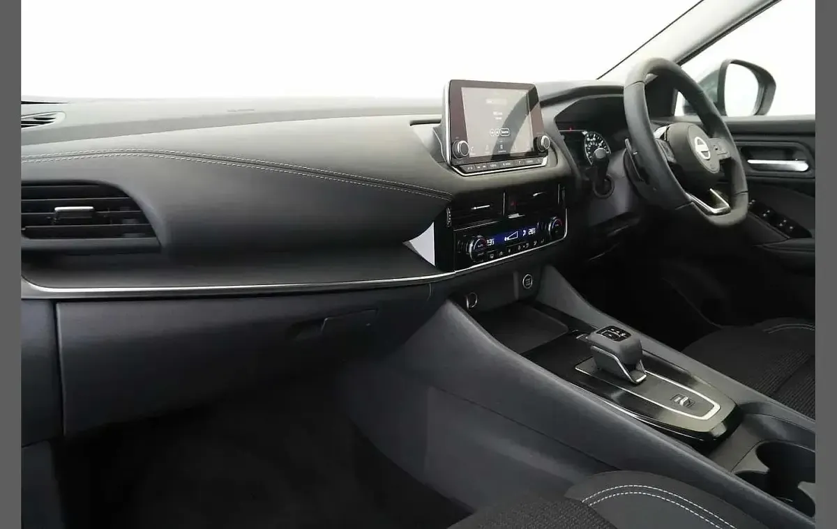 Used Nissan Qashqai Acenta Premium 155 HP (114 kW) 2022 Grey SUV