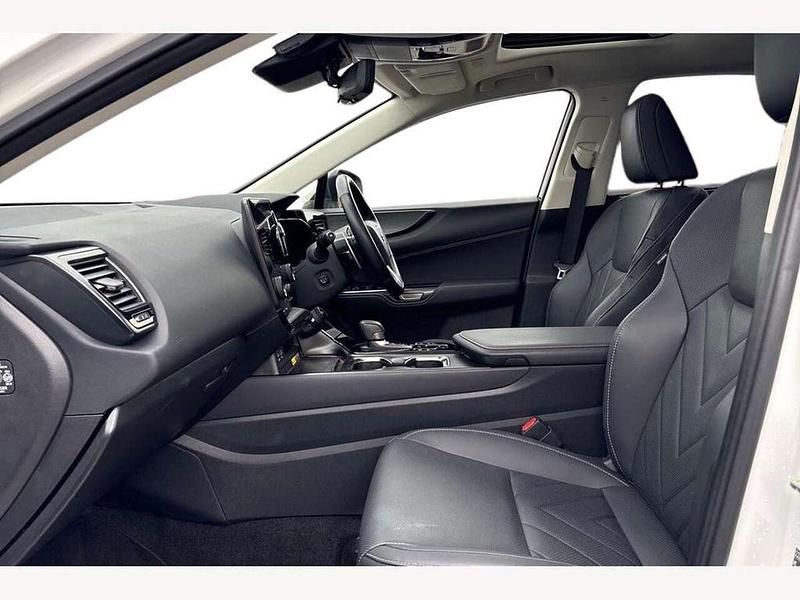 Used Lexus NX450h+ 306 HP (225 kW) 2023 White SUV