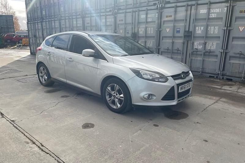 Silver Used 2011 Ford Focus Zetec Hatchback | £1,995 (Fair price) - Image 1/1