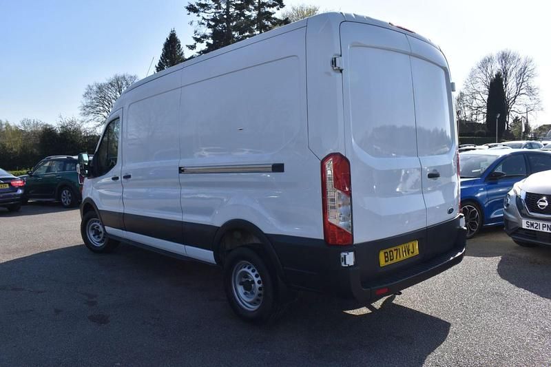 Second-hand Ford Transit S 130 CP (95 kW) 2021 Alb Van