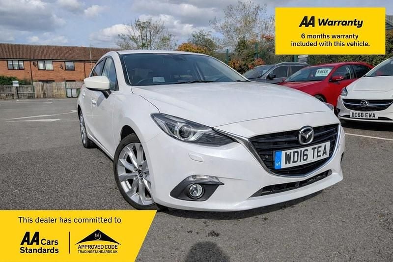 Used Mazda 3 Inclusive 105 HP (77 kW) 2016 White Hatchback
