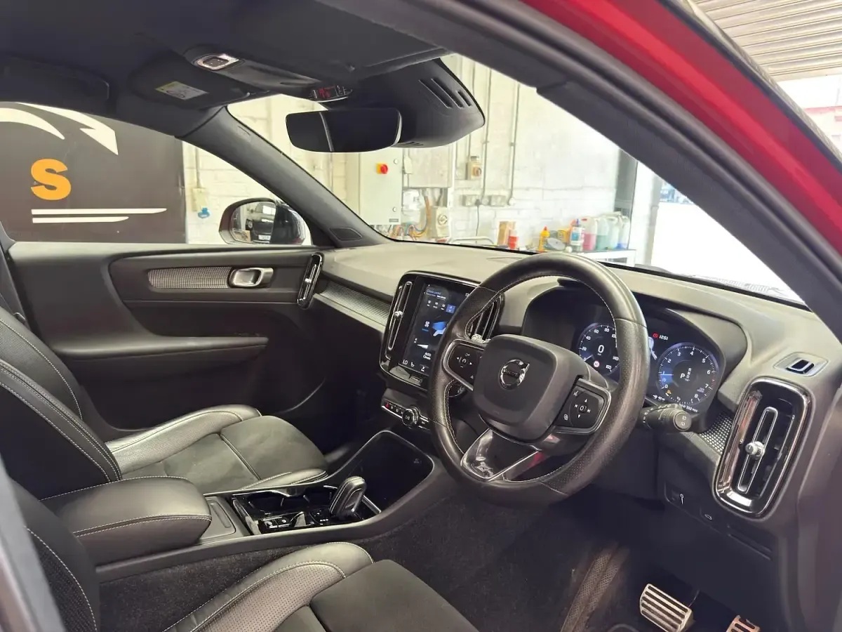 Used Volvo XC40 R-Design 2020 Red SUV
