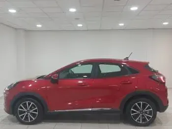 Usado Ford Puma Titanium 125 HP (91 kW) 2023 Vermelho SUV