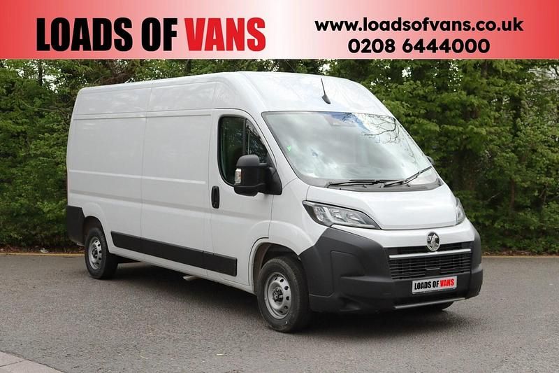 New Vauxhall Movano 2026 White