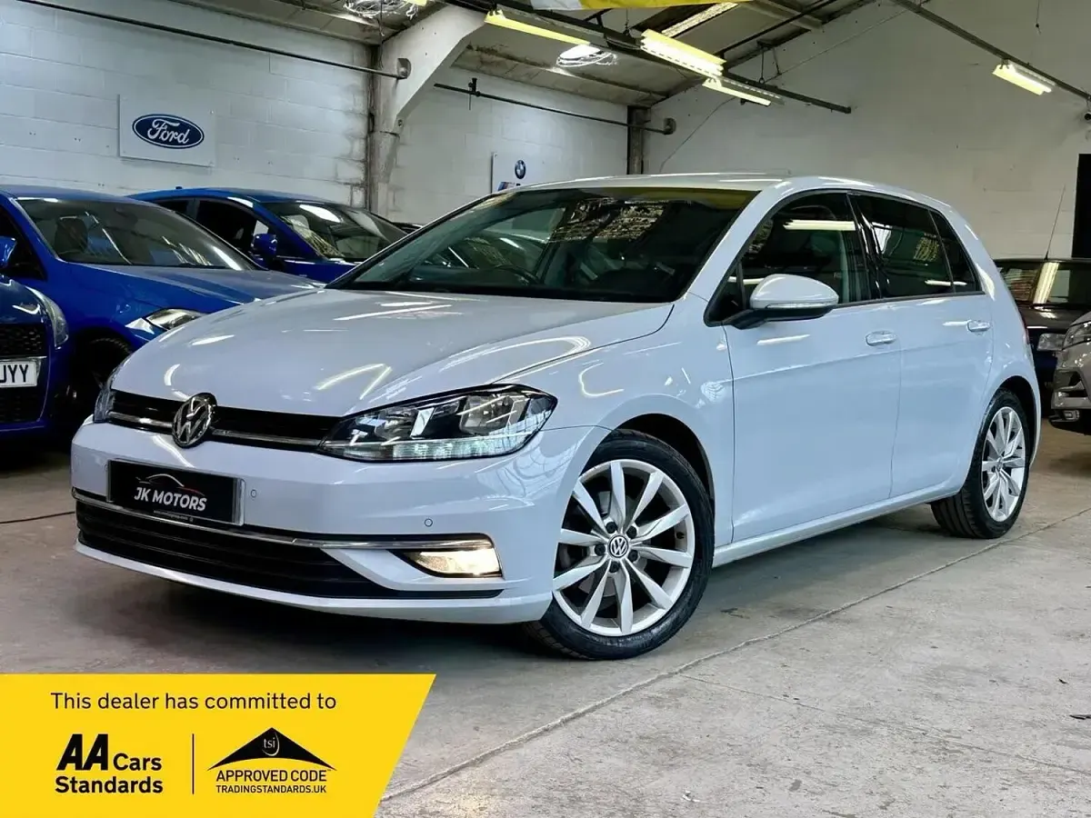 Used VW Golf VII GT 150 HP (110 kW) 2018 Silver Hatchback