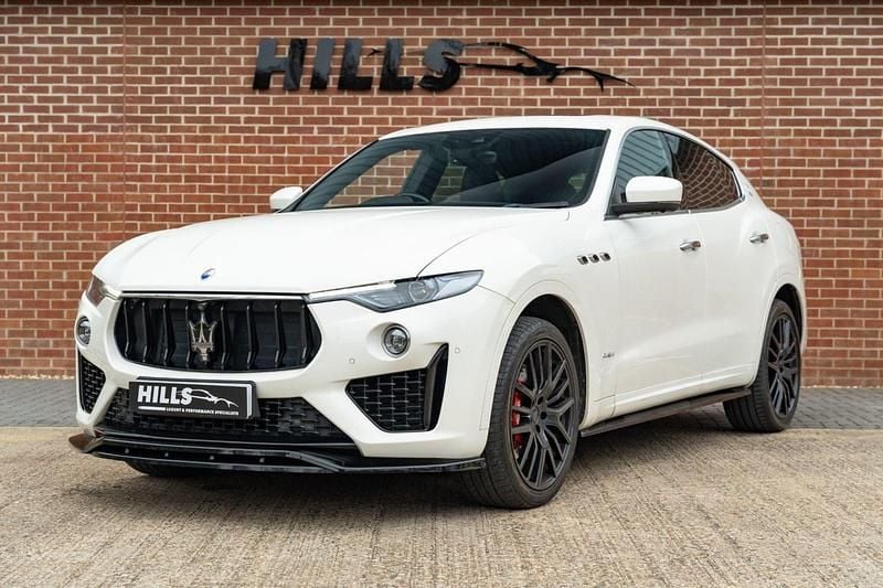 Used Maserati GranSport 350 HP (257 kW) 2019 White Estate