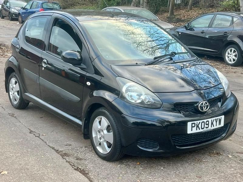 Black Used 2009 Toyota Aygo Hatchback | £4,490 (Fair price) - Image 1/4