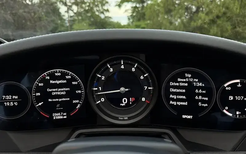 Used Porsche 992 450 HP (330 kW) 2019 Blue Cabriolet