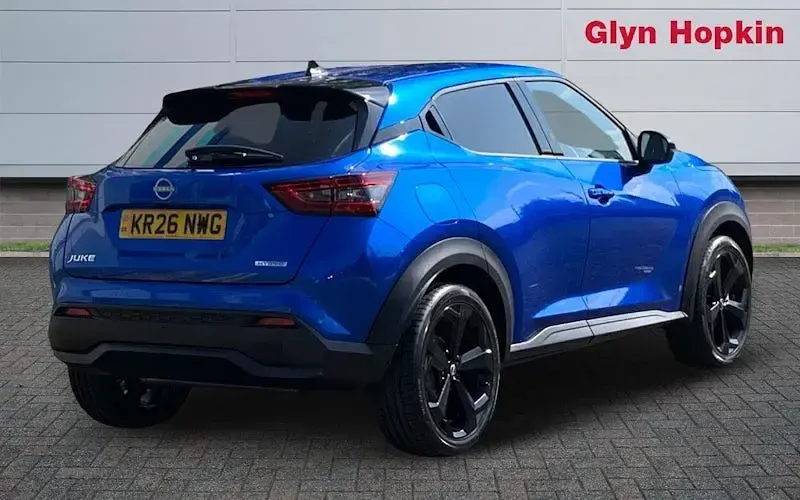 New Nissan Juke N-Connecta 143 HP (105 kW) 2026 Black SUV