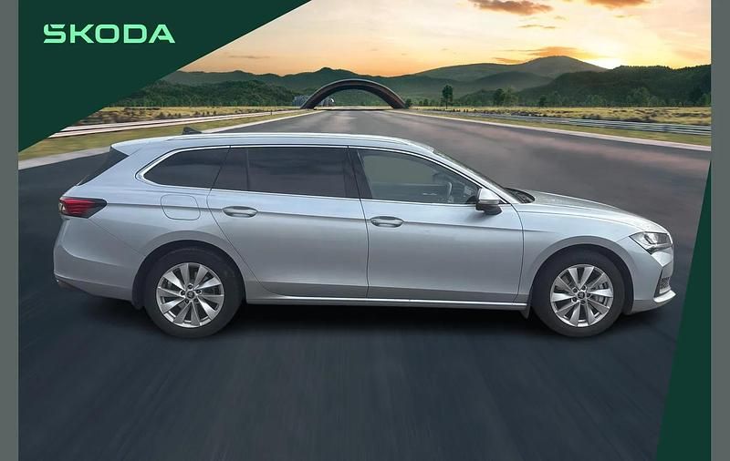 Used Skoda Superb SE Technology 200 HP (147 kW) 2025 Silver Estate