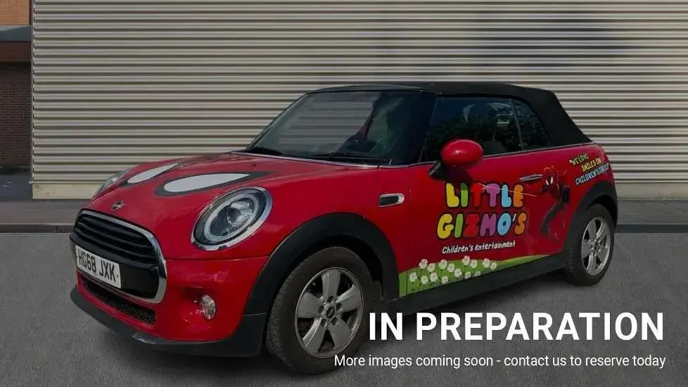Used Mini Cooper Cabriolet Classic 134 HP (98 kW) 2018 Red Cabriolet