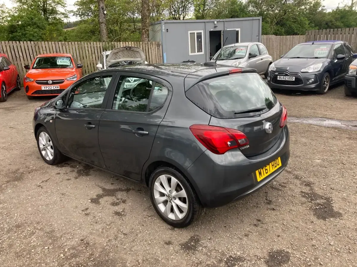 Usado Vauxhall Corsa 2017 Cinzento Citadino