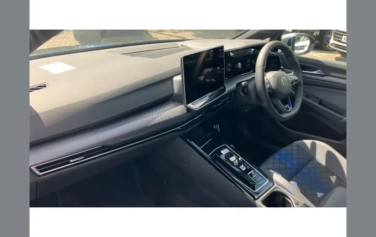 Used VW Golf VIII R 333 HP (244 kW) 2025 Other Hatchback