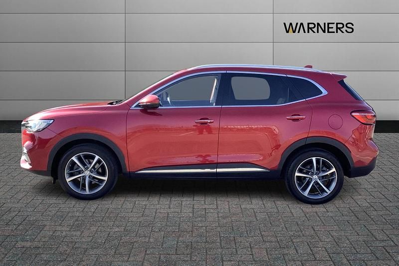 Used MG HS Exclusive 160 HP (117 kW) 2023 Red SUV