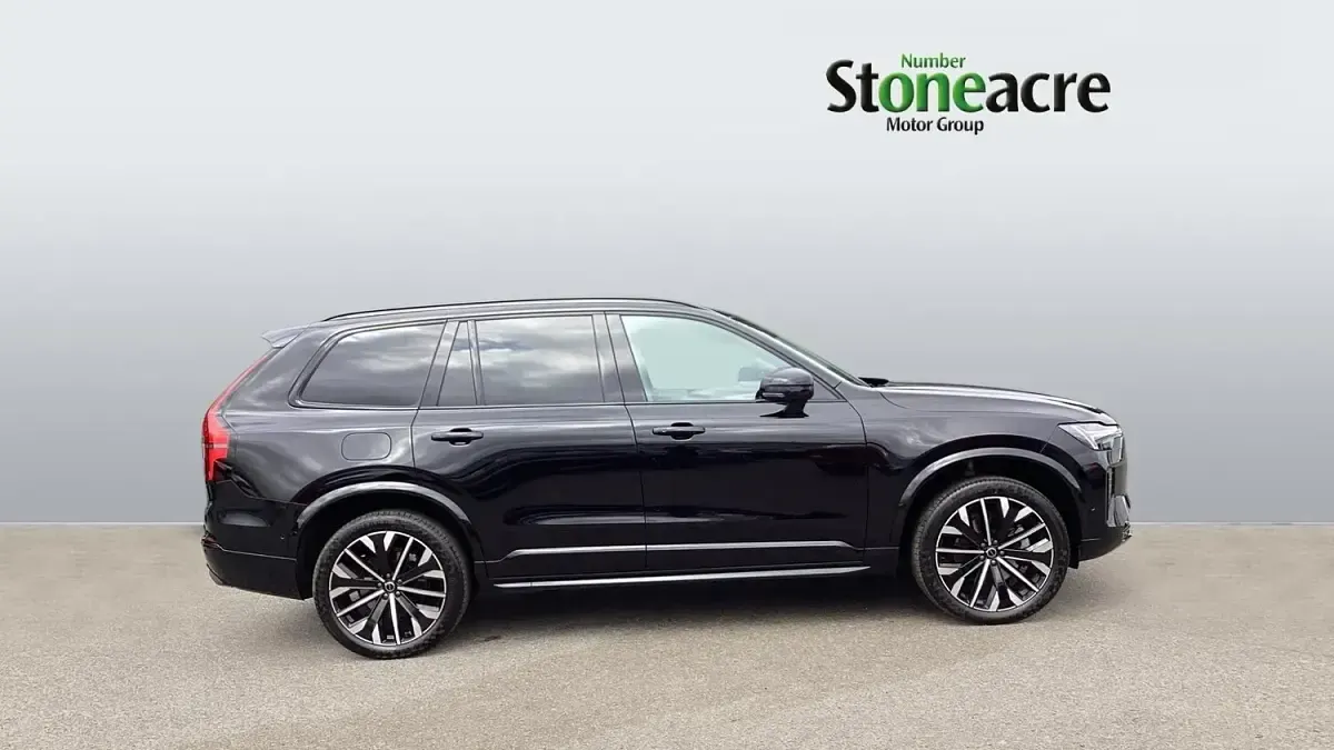 Used Volvo XC90 Ultra 455 HP (334 kW) 2025 Black SUV