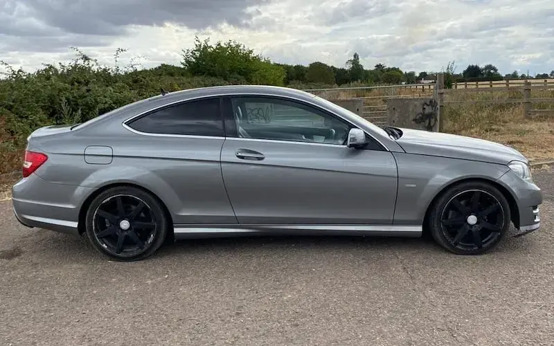 Used Mercedes C220 AMG 170 HP (125 kW) 2012 Silver Coupe