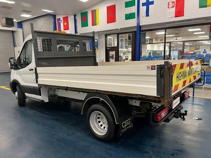 Usado Ford Transit 130 HP (95 kW) 2019 Branco